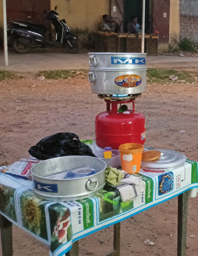 evening roadside cooking stall